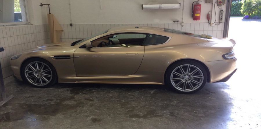 Aston Martin Lackierung