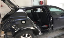 Renault Seitenteil repariert