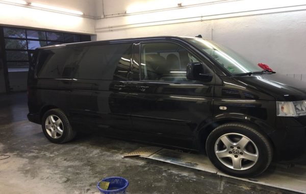 VW T5 Seitenwand frisch lackiert