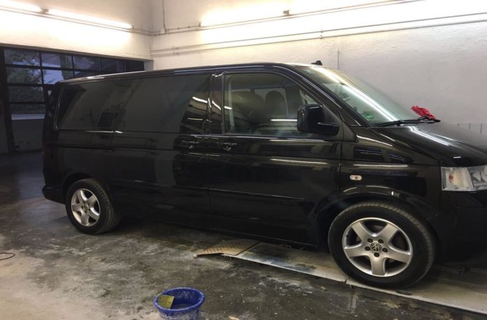 VW T5 Seitenwand frisch lackiert