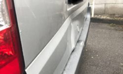 Dellen am Ford Transit